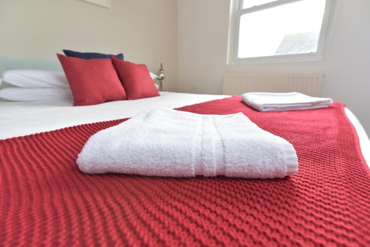 Beach Central With Allocated Parking And Patio Brighton Екстериор снимка