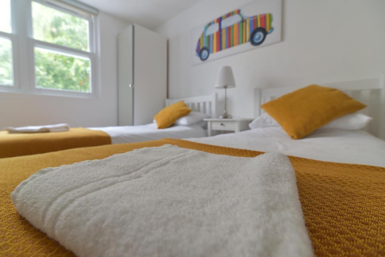 Beach Central With Allocated Parking And Patio Brighton Екстериор снимка