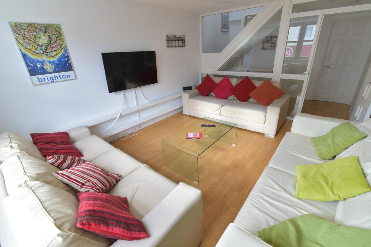 Beach Central With Allocated Parking And Patio Brighton Екстериор снимка