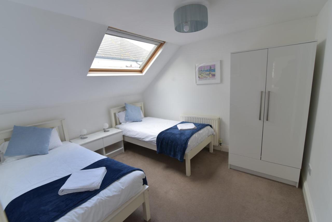 Beach Central With Allocated Parking And Patio Brighton Екстериор снимка